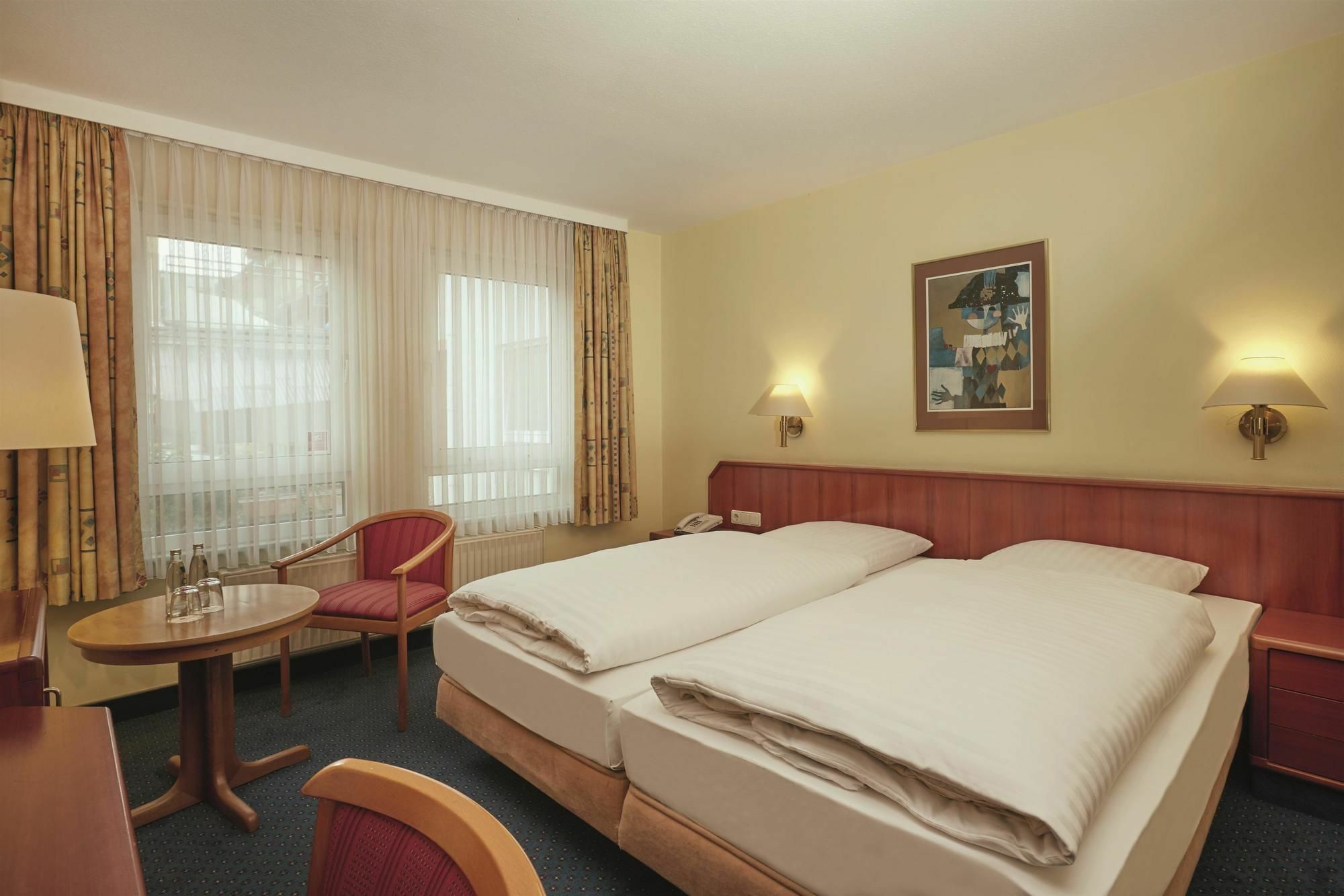 Taste Hotel Hockenheim Bagian luar foto